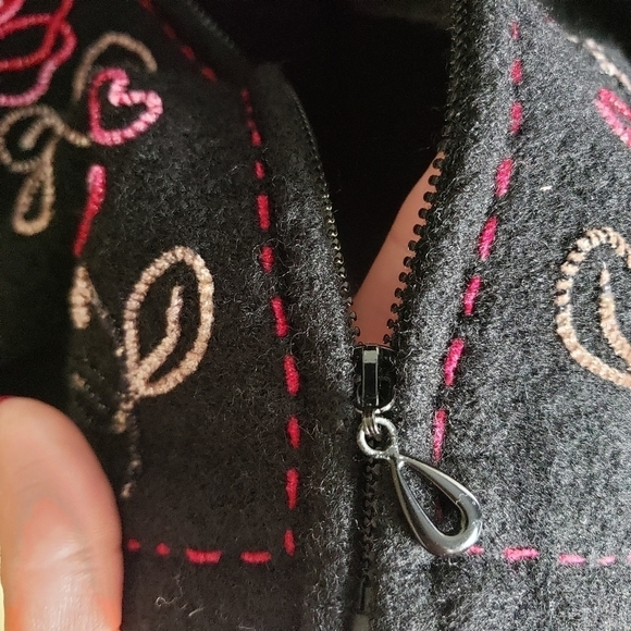 Alfred Dunner 100%Wool Sweater/Jacket Zipper Front. Size M - Picture 7 of 8